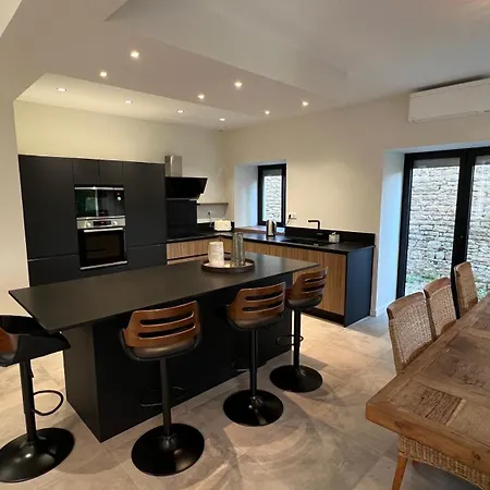 Chez Max - Terrasse - Climatisation - Parking Gratuit * Beaune (Cote d'Or)