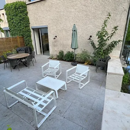 Apartment Chez Max - Terrasse - Climatisation - Parking Gratuit Beaune (Cote d'Or)