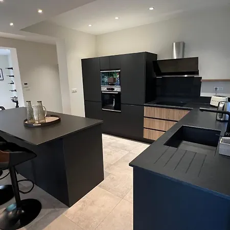 Chez Max - Terrasse - Climatisation - Parking Gratuit * Beaune (Cote d'Or)