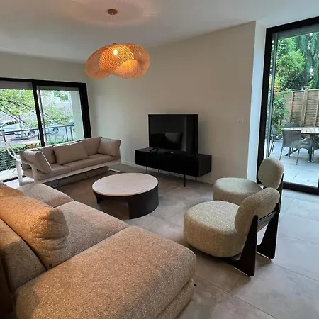 Apartment Chez Max - Terrasse - Climatisation - Parking Gratuit *