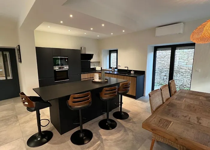 Chez Max - Terrasse - Climatisation - Parking Gratuit Апартаменти *