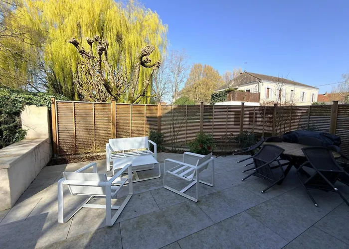 Chez Max - Terrasse - Climatisation - Parking Gratuit Apartment